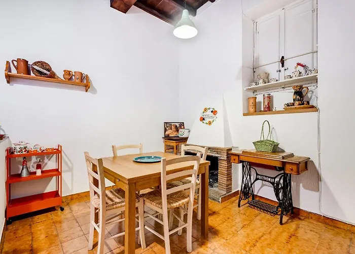 Spanish Steps Spacious Apartment *